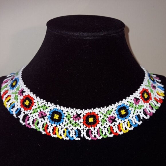 🌸 "Carpathian Blossom – Beaded Sylianka Necklace" perfectly captures the spirit - Picture 1 of 3